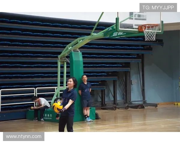 对话刘芳：回顾排球生涯中的荣耀与挑战