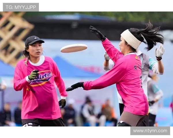 飞盘运动新风潮：西安飞盘队如何以速度征服赛场与观众