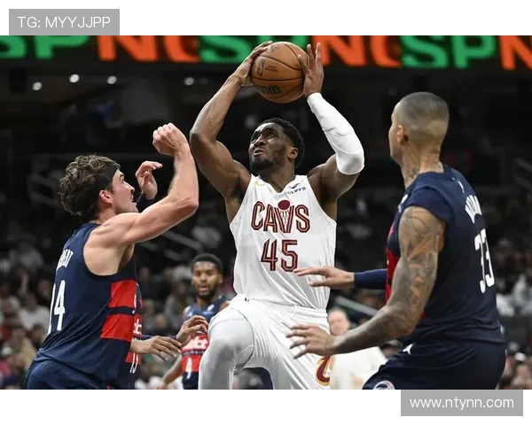 奇才迎战骑士焦点对决双方实力较量或成赛季重要转折点