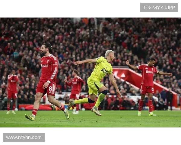 利物浦与热刺精彩对决回顾锦集瞬间重温足球激情与荣耀 利物浦与热刺精彩对决回顾锦集瞬间重温足球激情与荣耀