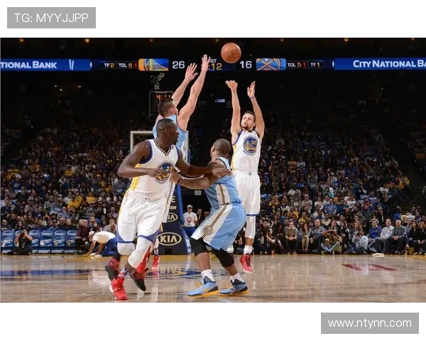 勇士与骑士对决直播12月6日精彩瞬间全程回顾与分析 勇士与骑士对决直播12月6日精彩瞬间全程回顾与分析