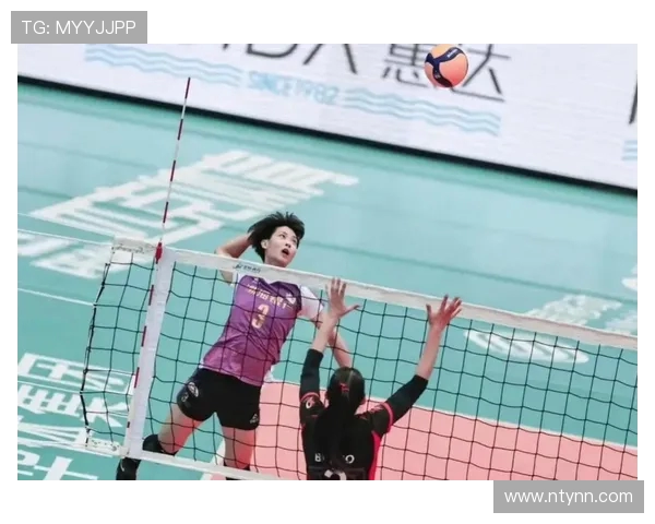 女排半决赛激战正酣天津对阵辽宁争夺决赛席位 女排半决赛激战正酣天津对阵辽宁争夺决赛席位